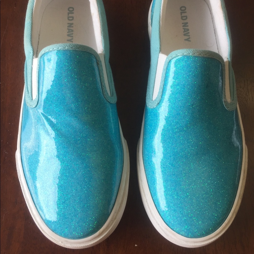 Old Navy Girl’s slip on shoes
